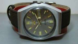   AUTOMATIC DAY DATE MENS STEEL WRIST WATCH OLD USED ANTIQUE  