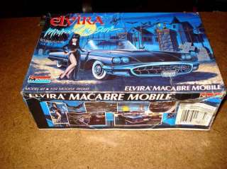 Elvira Macabre Ford T 1958   MONOGRAM (1988) 1/24 (OVP) in Berlin 