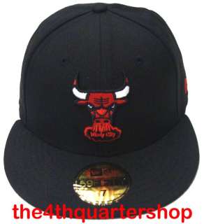   Chicago Bulls Logo New Era 59FIFTY Fitted All Black Cap Hat Red Bull