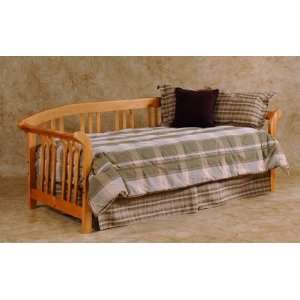  Hillsdale Furniture Dorchester Daybed   Pine w/ Optional 