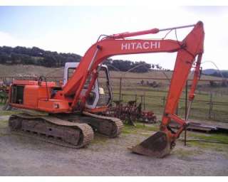 Escavatore usato HITACHI EX 100 a Pisa    Annunci