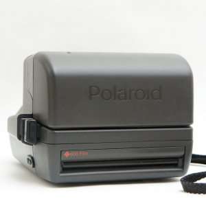 Polaroid OneStep 600 Flash Close Up Instant Film Camera  