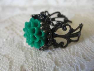 ATQ GOLD TN jade green resin DAHLIA FLOWER wide ring ADJUSTABLE 
