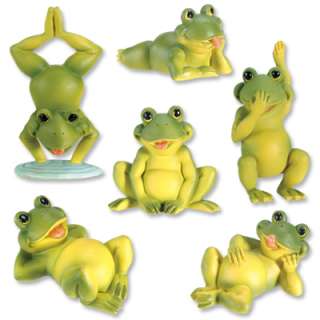   GREEN JUMPING FROGS FIGURINES COLLECTIBLE.LIFELIKE STATUE.NEW.SO CUTE