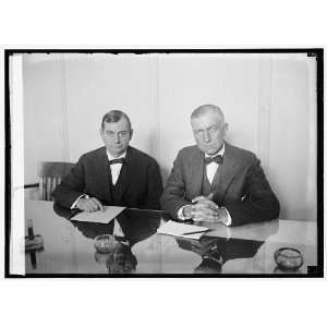  Photo Howard M. Gore and R.D. Carey of Wyoming 1924