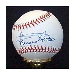  Minnie Minoso Autographed Baseball   Autographed Baseballs 