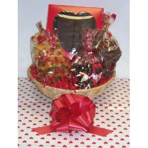 Scotts Cakes Large Kiss Me Valentine Basket no Handle Heart Wrapping