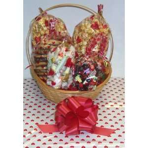 Scotts Cakes Large Lovie Dovie Valentine Basket Handle Heart Wrapping 