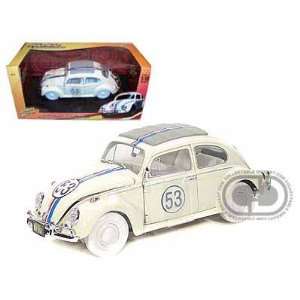  Herbie the Love Bug From Herbie Fully Loaded 1/18 White 
