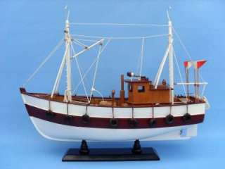   pictured features cabin fever 19 not a model ship kit attach sails and