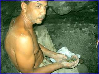 Some photos of our amber excavations in August 2007 at La Toca and La 